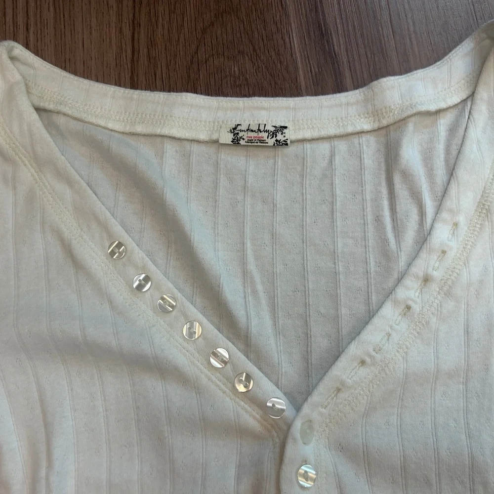 Free People Long Sleeve White Ribbed Henley Medium